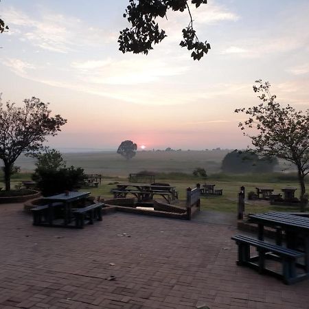 4 Seasons Country Club Hotel Bronkhorstspruit Buitenkant foto