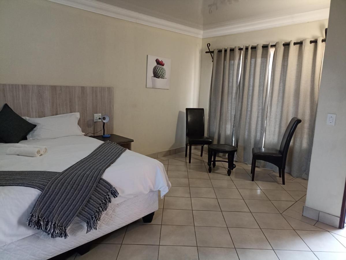 4 Seasons Country Club Hotel Bronkhorstspruit Buitenkant foto